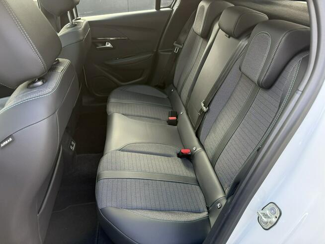 Peugeot 208 Automat. Virtualny kokpit. Panorama dach. Nowy rozrzad