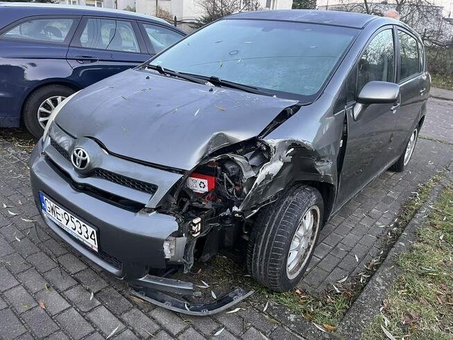 Toyota Corolla Verso 1,8 Benzyna Automat Pali jeździ Zarejestrowana