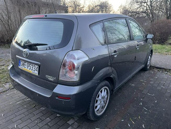 Toyota Corolla Verso 1,8 Benzyna Automat Pali jeździ Zarejestrowana