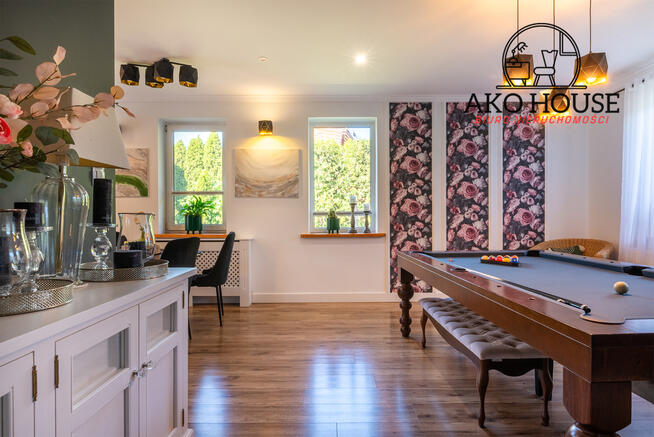 Dom marzeń w Choroszczy – 225 m², kominek, 7 pokoi