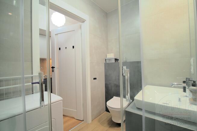 nowa cicha kawalerka, balkon tramwaj, parking