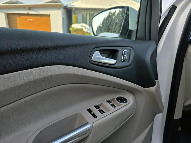 Ford Kuga automat, panorama dach