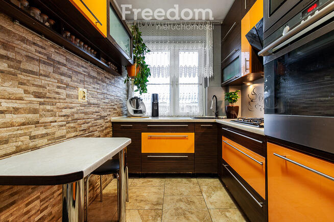 Przytulne, dwupokojowe z balkonem i dużą piwnicą !