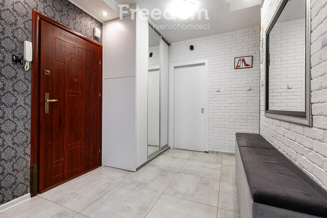 Przytulne, dwupokojowe z balkonem i dużą piwnicą !