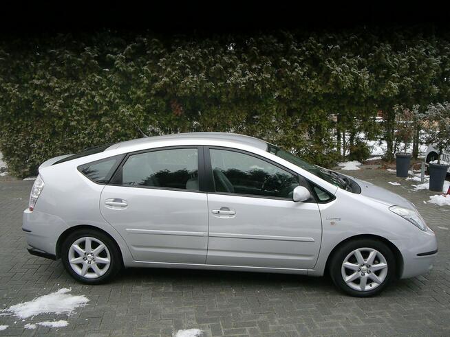 Toyota Prius Hybryda 150t km 100%bezwypadkowy Stan b.dobry z Niemiec Gwarancja 12m