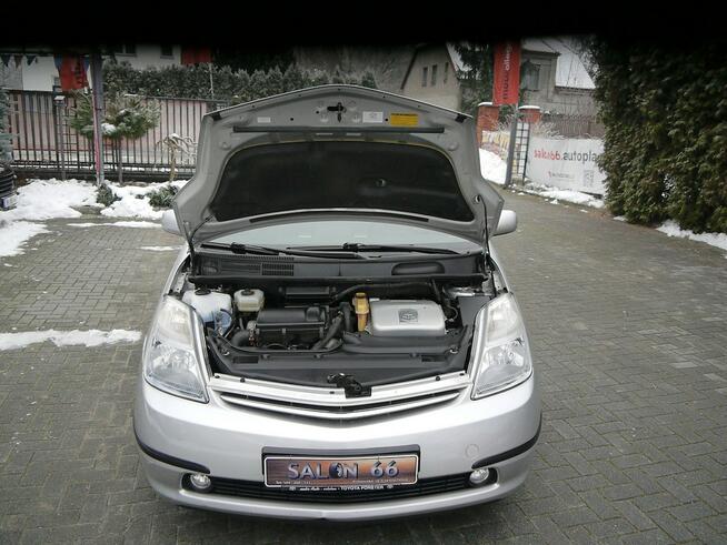 Toyota Prius Hybryda 150t km 100%bezwypadkowy Stan b.dobry z Niemiec Gwarancja 12m