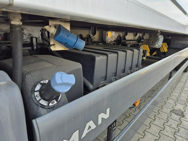 MAN TGS 26.400 / KONTENER + IZOTERMA / 1 WŁ / ZAREJESTROWANY / WEBASTO