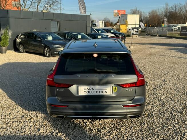 Volvo V60 Bezwypadkowy / Drugi Właściciel / Panorama / LED / Nawigacja /FV Marża