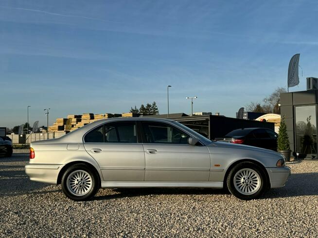 BMW 525 Drugi Właściciel / Szyberdach / Czujniki Parkowania / Ksenon /FV Marża