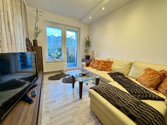 MIESZKANIE 2 POKOJOWE Z OGRÓDKIEM