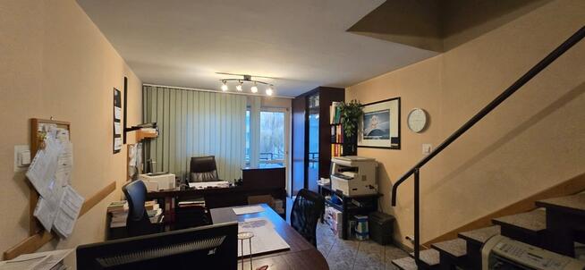 Sprzedam dwupoziomowe mieszkanie 80m2-Centrum