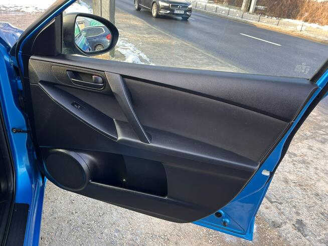 Mazda 3 1.6 1wł Klima Alu El szyby Bez Korozji Stan BBD BEzwypadk Opłacony