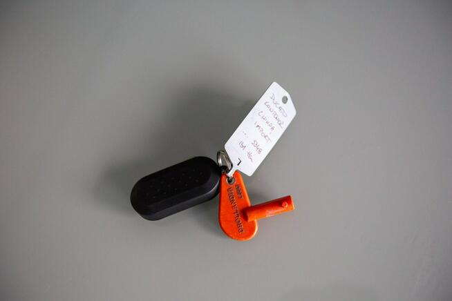 Fiat Ducato 2.3 KONTENER + WINDA dHollandia 750kg UDT W CENIE !!! Sprawdź teraz.