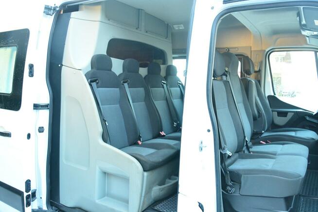 Renault Master 7 osobowy brygadówka doka max pełna opcja servis regały