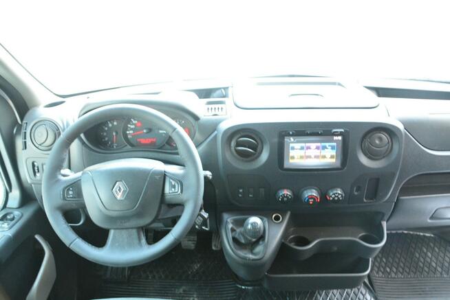 Renault Master 7 osobowy brygadówka doka max pełna opcja servis regały