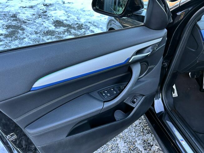 BMW X2 28i,Grzana Kierownica/Fotele, M-Pakiet, Asystenci, Kamera Cof, CarPlay