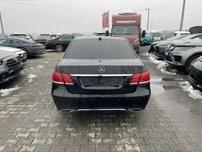 Mercedes E 200 Automat Skóra Podgrzewanie Czujniki park.