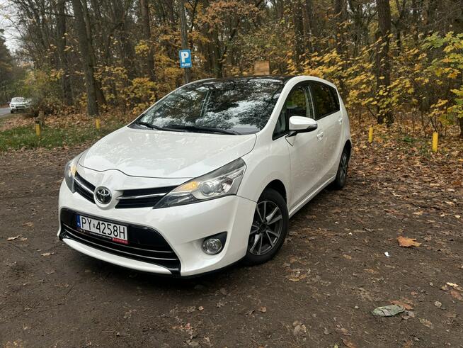 Toyota Verso Rezerwacja