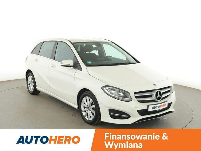 Mercedes B 180 navi klima grzane fotele czujniki parkowania