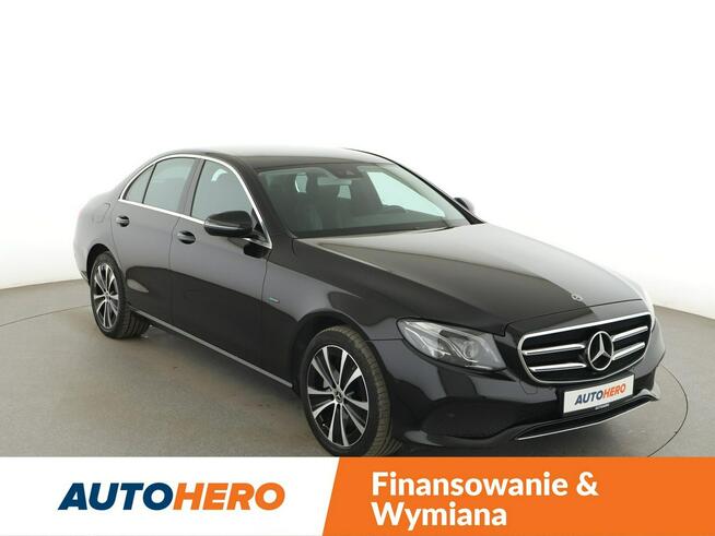 Mercedes E 300 FV23 E300de Automat Avantgarde Navi Tempomat Grzane Fotele Multibeam