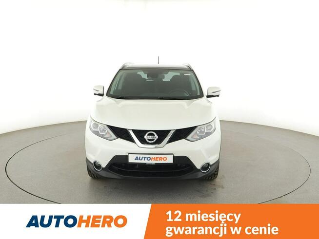 Nissan Qashqai Connect Edition panorama navi hak kamera360