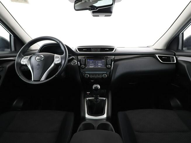 Nissan Qashqai Connect Edition panorama navi hak kamera360