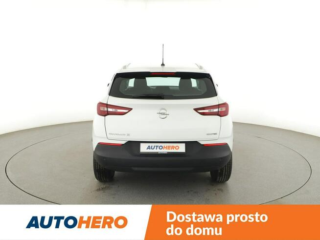 Opel Grandland X PDC LED tempomat Bluetooth