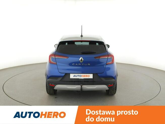 Renault Captur navi kamera hak tempomat FullLED