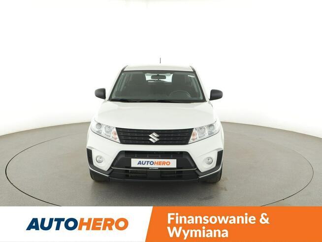Suzuki Vitara klimatyzacja hak bluetooth multifunkcja