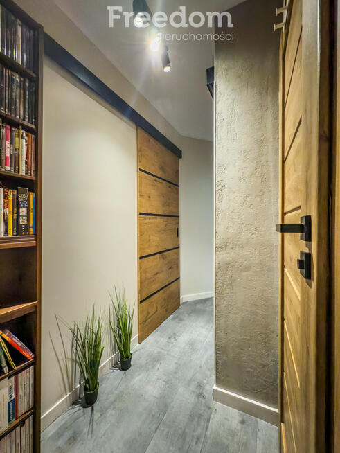 Mieszkanie–4 pokoje,72,5 m²,loggia,parter,Pieczewo