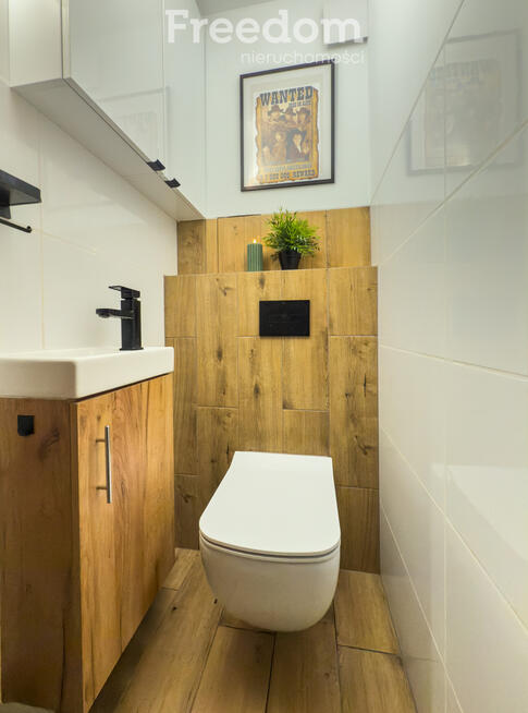 Mieszkanie–4 pokoje,72,5 m²,loggia,parter,Pieczewo