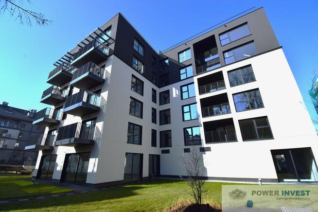 Jasny, słoneczny apartament z tarasem na dachu,