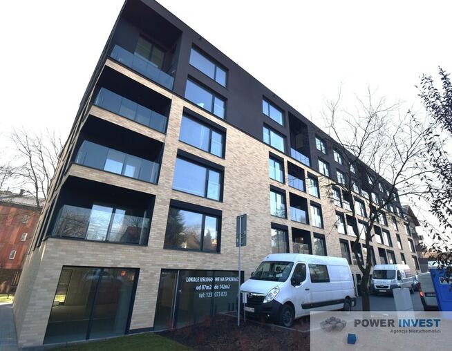 Jasny, słoneczny apartament z tarasem na dachu,