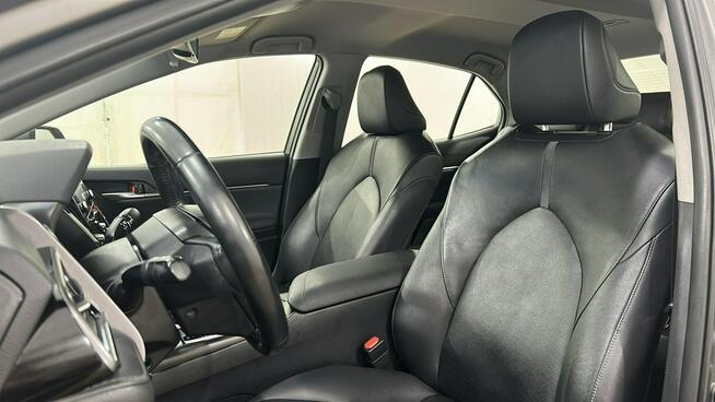 Toyota Camry Hybrid Comfort CVT