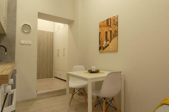 Traugutta 75, Krzyki, jasna przytulna kawalerka