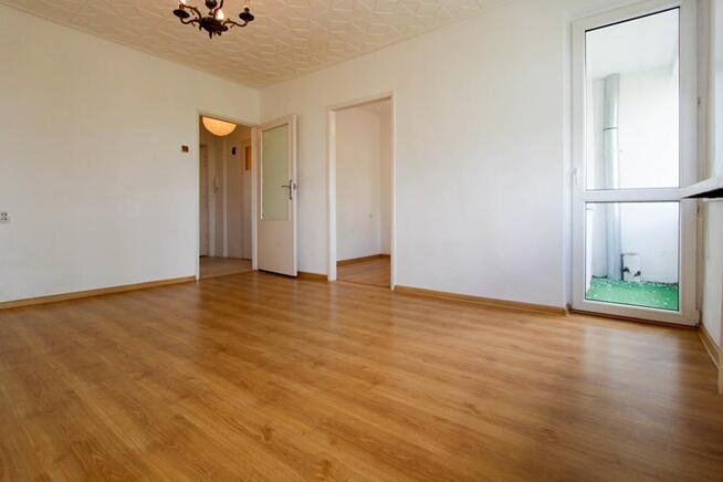 Klonowa 32, Polesie, 2 pokoje z balkonem