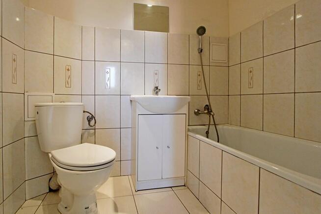 Klonowa 32, Polesie, 2 pokoje z balkonem