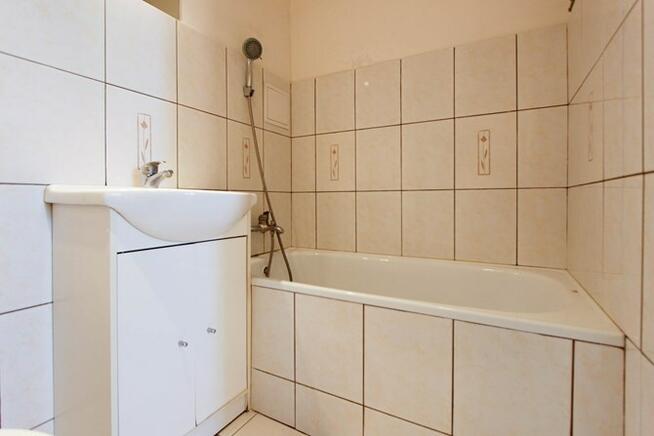 Klonowa 32, Polesie, 2 pokoje z balkonem