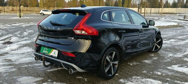 Volvo V40 2.0 D2 Lift R-Desing Full Led Navi Skóra Full Opcja
