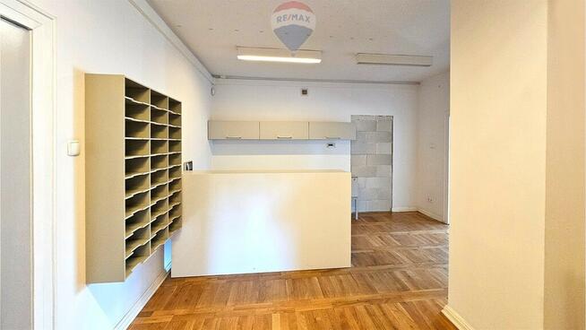 Dom na biura, kancelarie