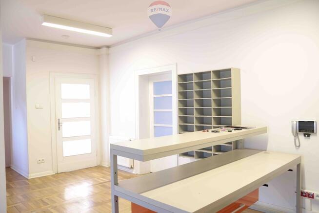 Dom na biura, kancelarie