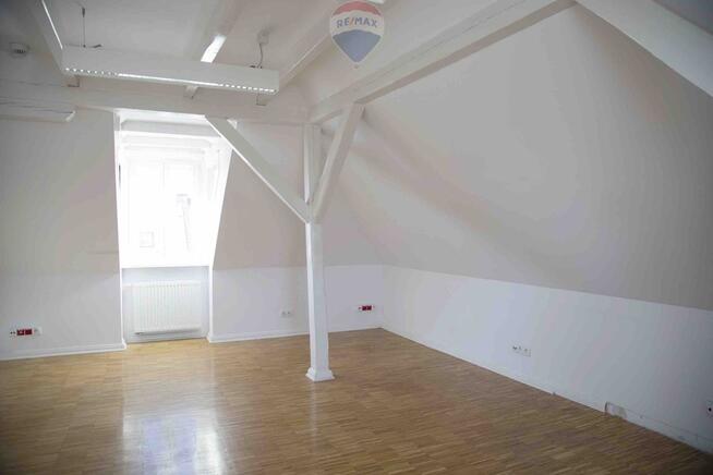 Dom na biura, kancelarie