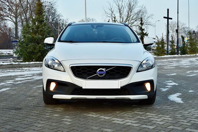 Volvo V40 Ocean Race Ledy Panorama Dach Digital Skóra Navi Kamera Full Opcja