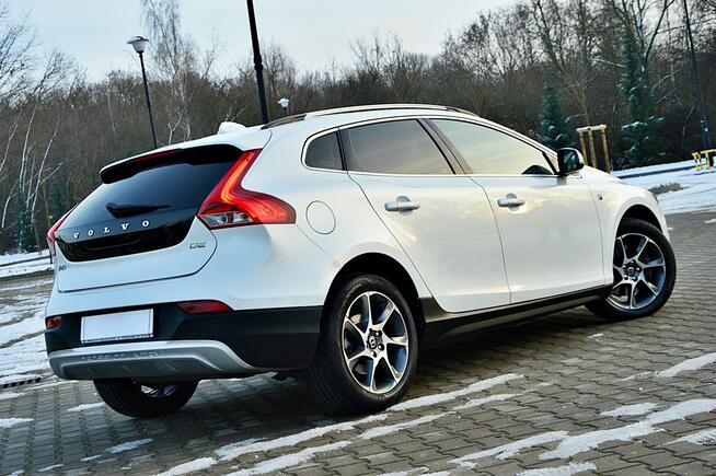 Volvo V40 Ocean Race Ledy Panorama Dach Digital Skóra Navi Kamera Full Opcja