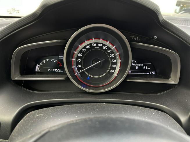 Mazda 3 2.0 benzyna Nakama 165km kamera BI-XENON skóra NAV serwis 2017
