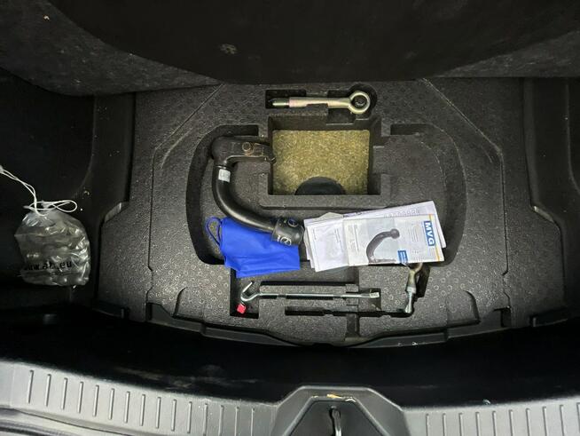 Mazda 3 2.0 benzyna Nakama 165km kamera BI-XENON skóra NAV serwis 2017