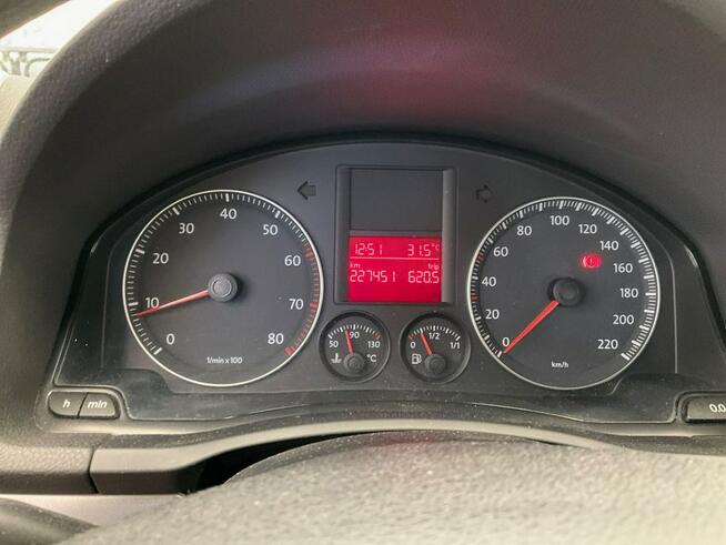 Volkswagen Golf CLIMAtic, drugie koła, niezawodna benzyna, isofix, zadbany, okazja