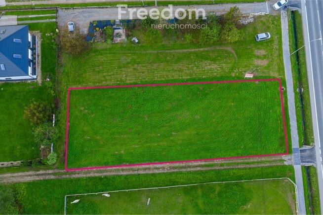 Działka budowlana z WZ przy drodze asfaltowej