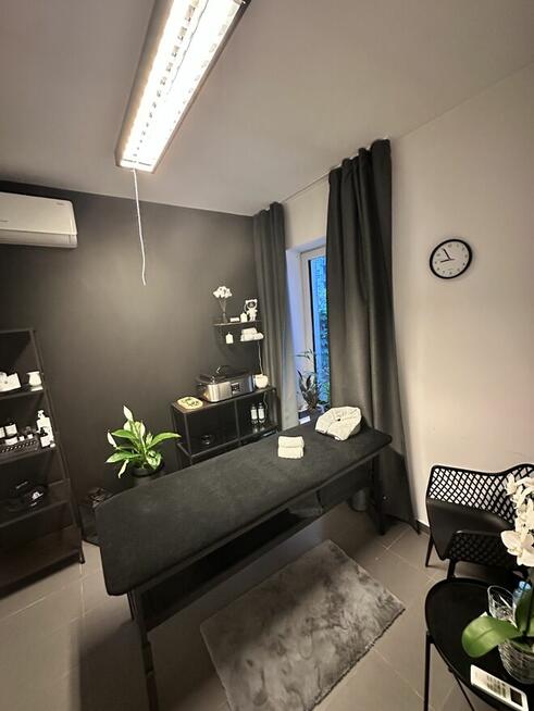 Odstąpię salon masażu