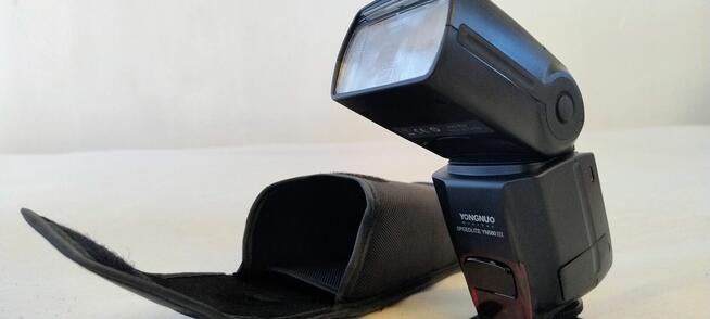 Sprzedam Canon lampę YN560 III i wyzwalacz radiowy